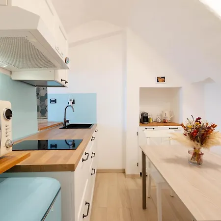 Casa Santa Brigida Apartment