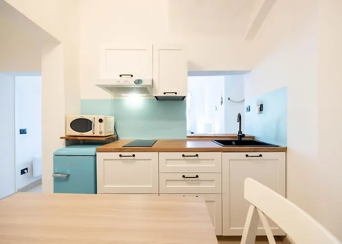 Casa Santa Brigida דירה *